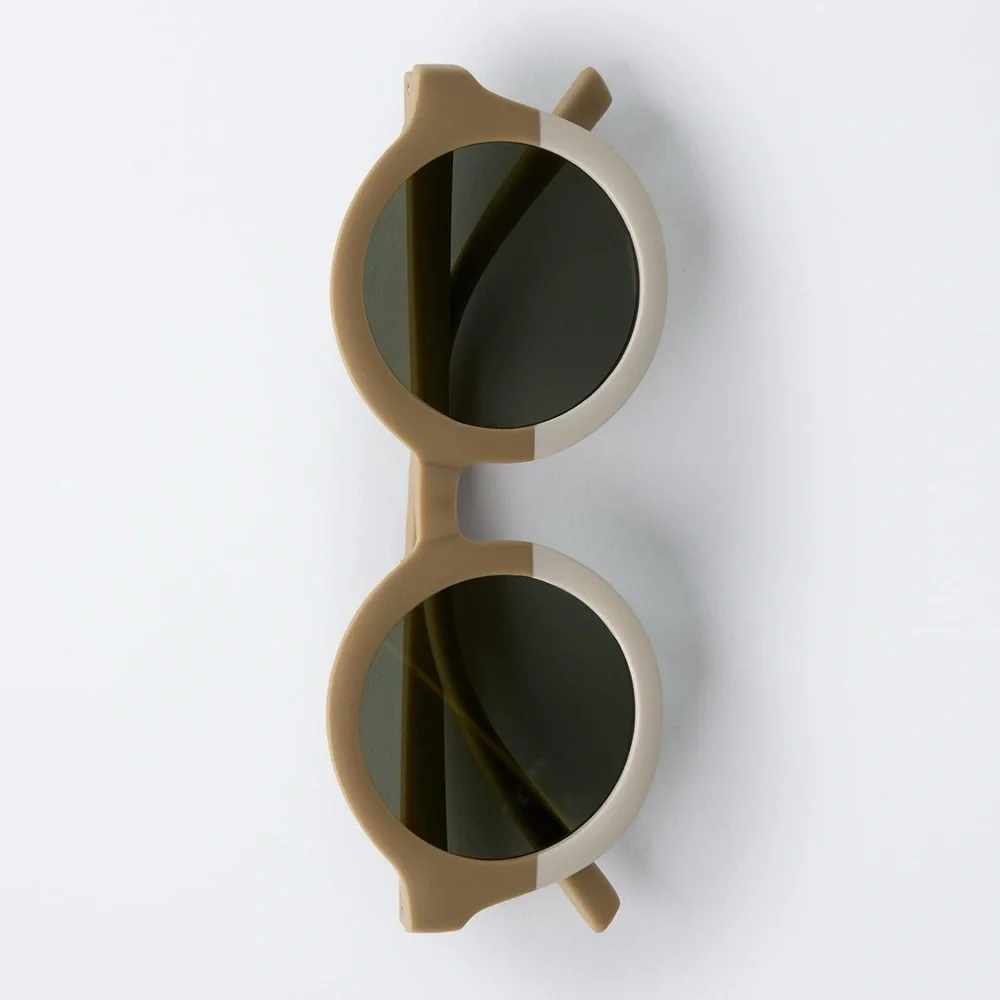 NWT. Zara Kids Ecru/Beige Round Sunglasses with a Resin Frame. Size 10 -14.